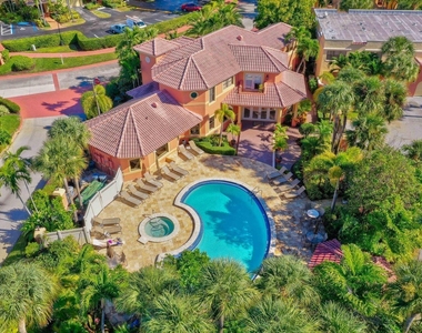 300 Uno Lago Drive - Photo Thumbnail 2