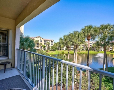 300 Uno Lago Drive - Photo Thumbnail 3