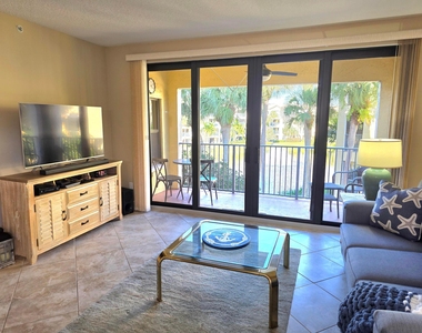 300 Uno Lago Drive - Photo Thumbnail 6