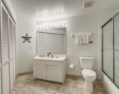 300 Uno Lago Drive - Photo Thumbnail 22