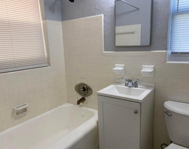520 52nd Street - Photo Thumbnail 2
