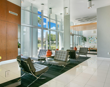 300 S Australian Avenue - Photo Thumbnail 14