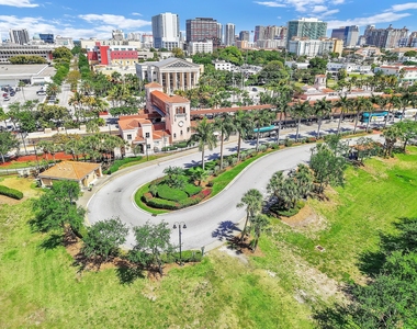 300 S Australian Avenue - Photo Thumbnail 28