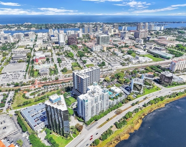 300 S Australian Avenue - Photo Thumbnail 20