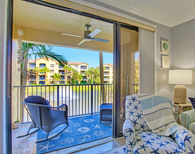 400 Uno Lago Drive - Photo Thumbnail 15