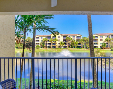 400 Uno Lago Drive - Photo Thumbnail 34