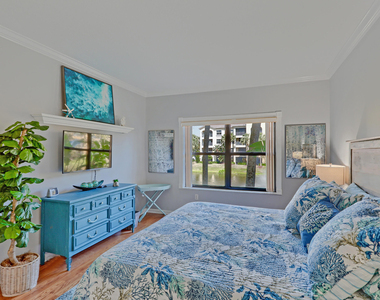 400 Uno Lago Drive - Photo Thumbnail 23