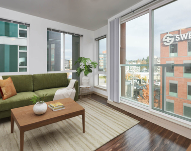 5398 Russell Ave Nw - Photo Thumbnail 4