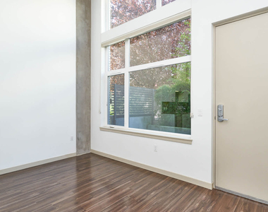 5398 Russell Ave Nw - Photo Thumbnail 5