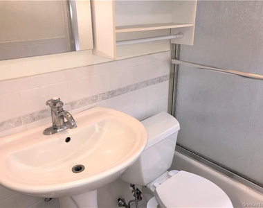 189 Fair Street - Photo Thumbnail 16
