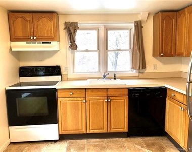 189 Fair Street - Photo Thumbnail 9