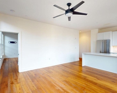1312 King Street - Photo Thumbnail 9