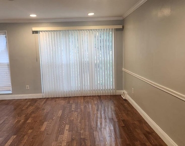 3914 28th Avenue - Photo Thumbnail 20