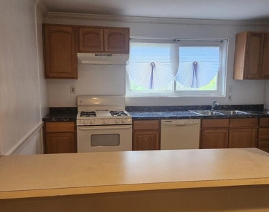 3914 28th Avenue - Photo Thumbnail 17