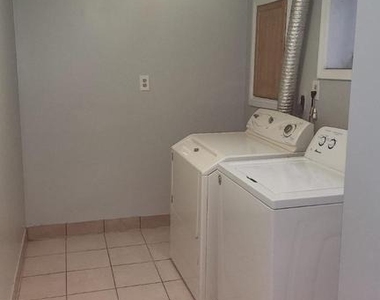3914 28th Avenue - Photo Thumbnail 15