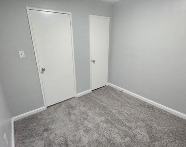 3914 28th Avenue - Photo Thumbnail 19
