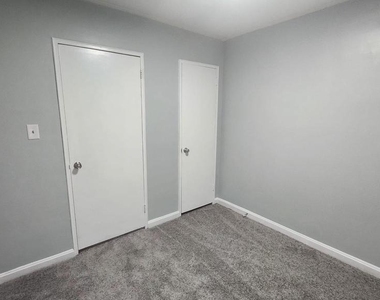 3914 28th Avenue - Photo Thumbnail 21