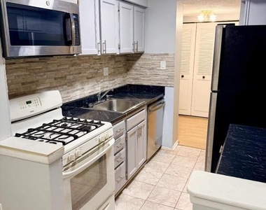 5 Suntop Court - Photo Thumbnail 8