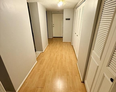 5 Suntop Court - Photo Thumbnail 6