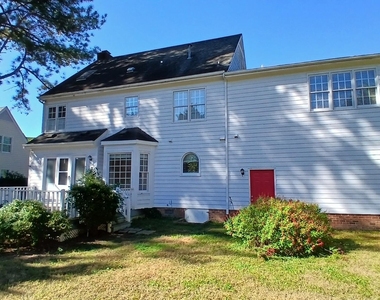 1817 Thorpshire - Photo Thumbnail 2