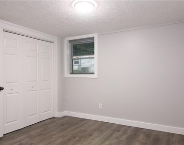 2187 Plantation Lane - Photo Thumbnail 12