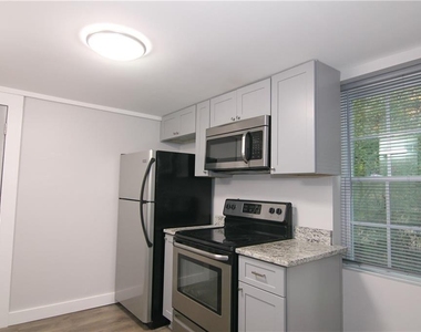 2187 Plantation Lane - Photo Thumbnail 4