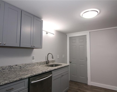2187 Plantation Lane - Photo Thumbnail 6