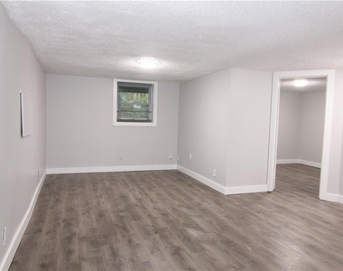 2187 Plantation Lane - Photo Thumbnail 11