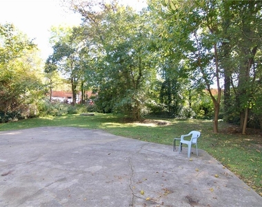 2187 Plantation Lane - Photo Thumbnail 23