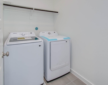 3120 Moontide Lane - Photo Thumbnail 18
