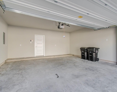 3120 Moontide Lane - Photo Thumbnail 19