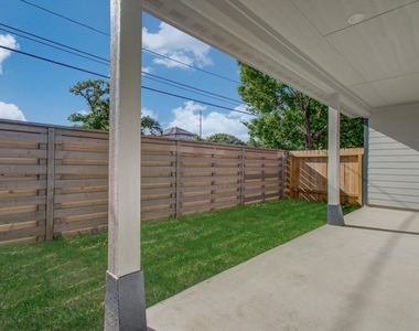 3120 Moontide Lane - Photo Thumbnail 22
