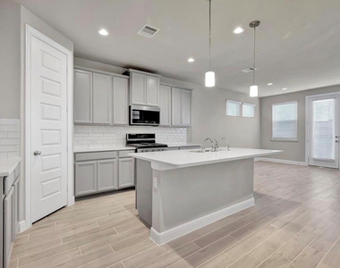 3120 Moontide Lane - Photo Thumbnail 3
