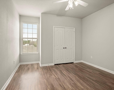 30685 Fm 2978 Road - Photo Thumbnail 10
