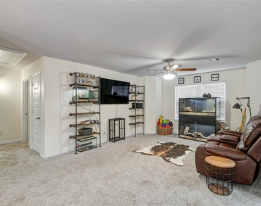 5312 Latigo Court - Photo Thumbnail 16