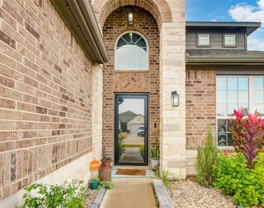 5312 Latigo Court - Photo Thumbnail 1