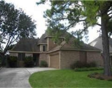 8715 Lawncliff Lane - Photo Thumbnail 18