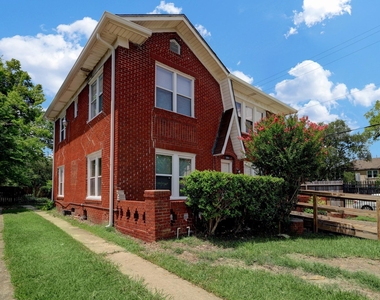 3002 Isabella Street - Photo Thumbnail 4