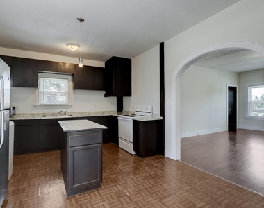 3002 Isabella Street - Photo Thumbnail 16