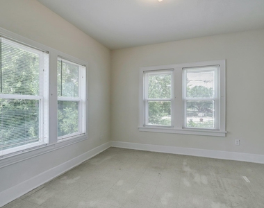 3002 Isabella Street - Photo Thumbnail 14