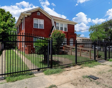 3002 Isabella Street - Photo Thumbnail 1