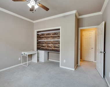 1502 Olive Place - Photo Thumbnail 19