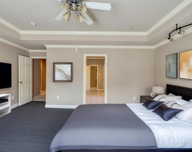 1502 Olive Place - Photo Thumbnail 17