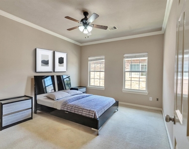 1502 Olive Place - Photo Thumbnail 18
