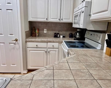 2400 Mccue Road - Photo Thumbnail 4