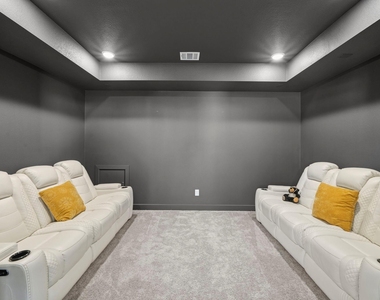 511 Carina Gaze Drive - Photo Thumbnail 26