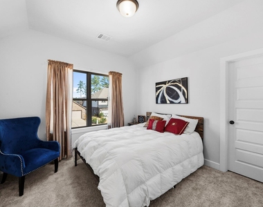 511 Carina Gaze Drive - Photo Thumbnail 28