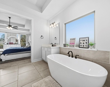 511 Carina Gaze Drive - Photo Thumbnail 19