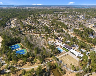 511 Carina Gaze Drive - Photo Thumbnail 41