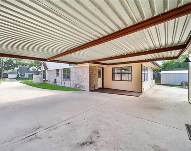 9411 Roos Road - Photo Thumbnail 38